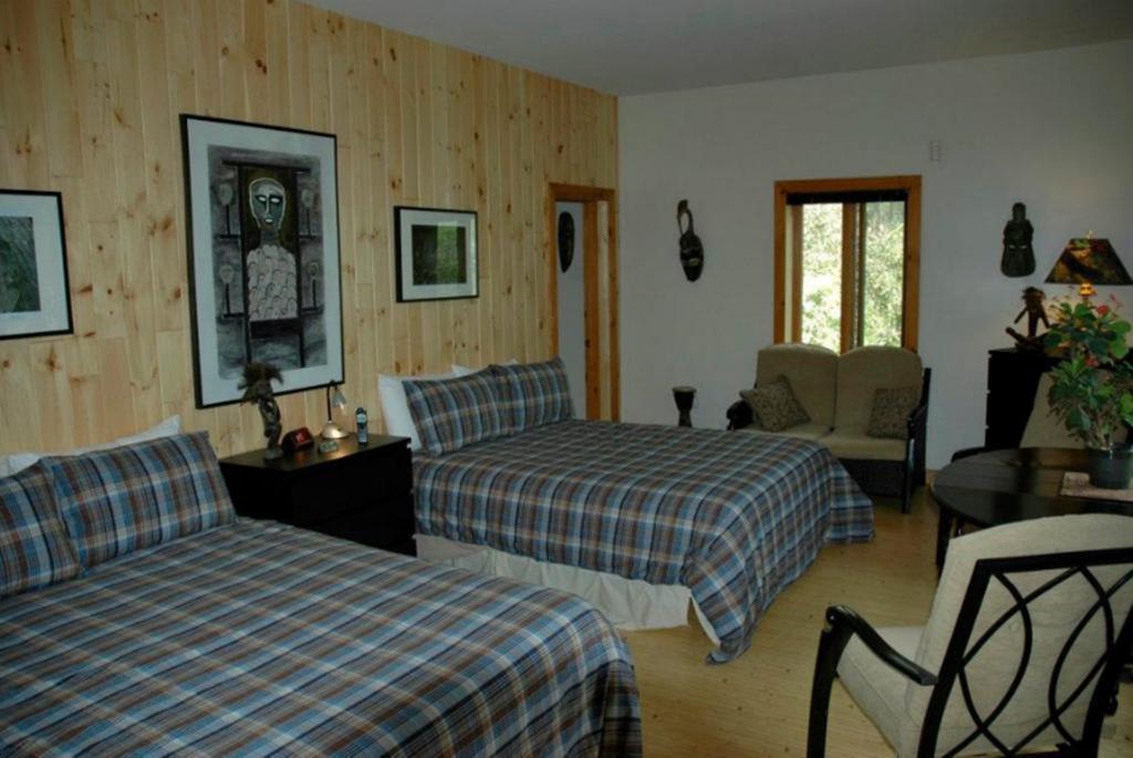 Gite Au Pied Du Courant De Gilbert Desjardins Mont-Laurier Quarto foto